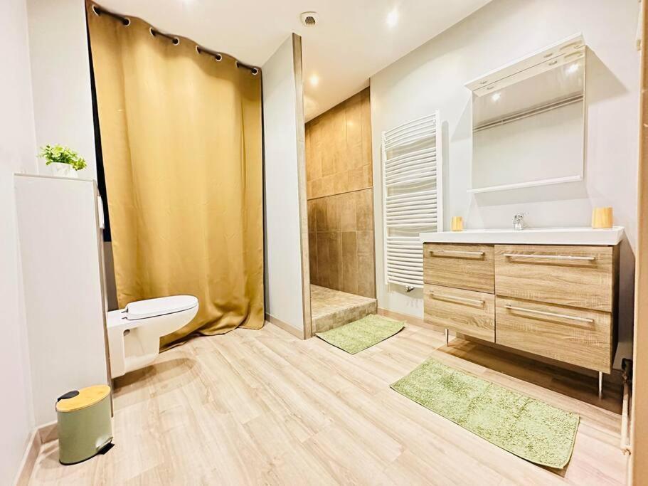 Apartamento Au Coeur De Bruyeres Exterior foto